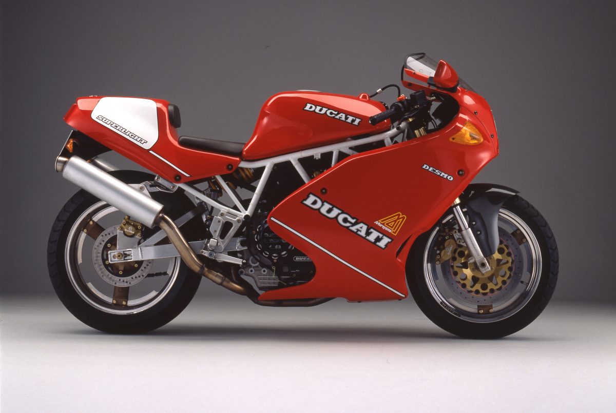 DUCATI 純正部品 インシュレーター 80110101A ラバー スリーブ 1個 DUCATI 900SS M900