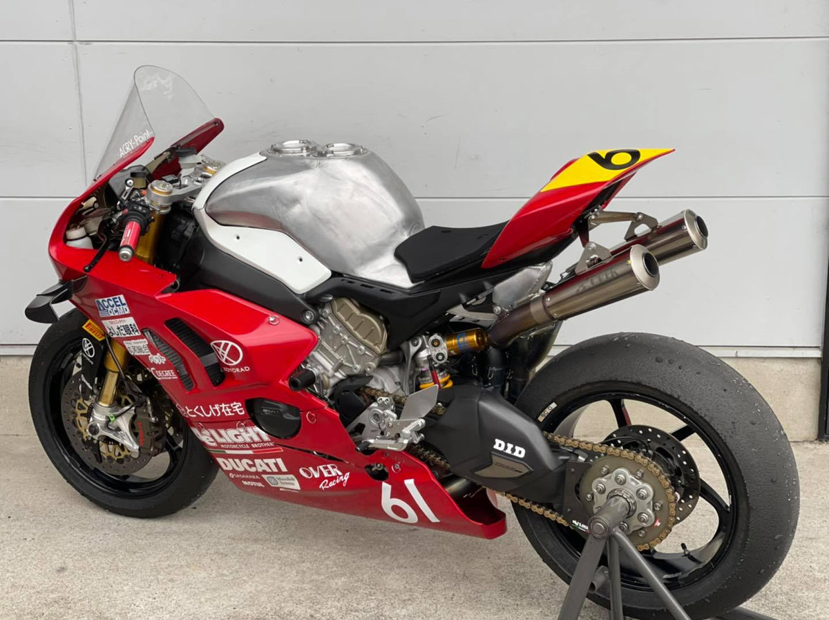 アルミタンク DUCATI Panigale V4 用レーシング 8耐22Lタンク One or eight by Shiroyama 001 (Beater)