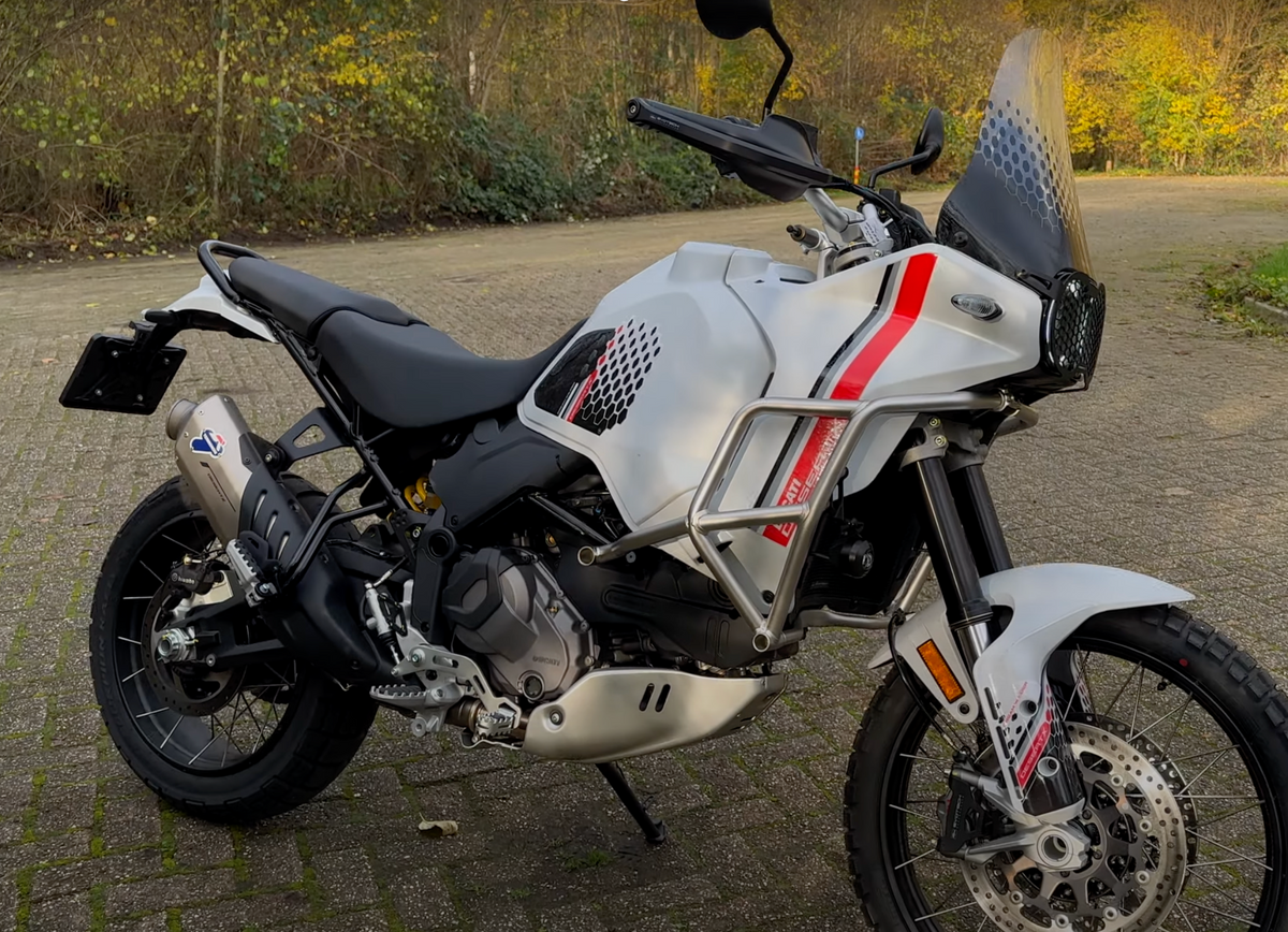 DUCATI DesertX レーシング サイレンサー 96482052AA テルミニョーニ ドゥカティ純正 デザートX用 Termignoni