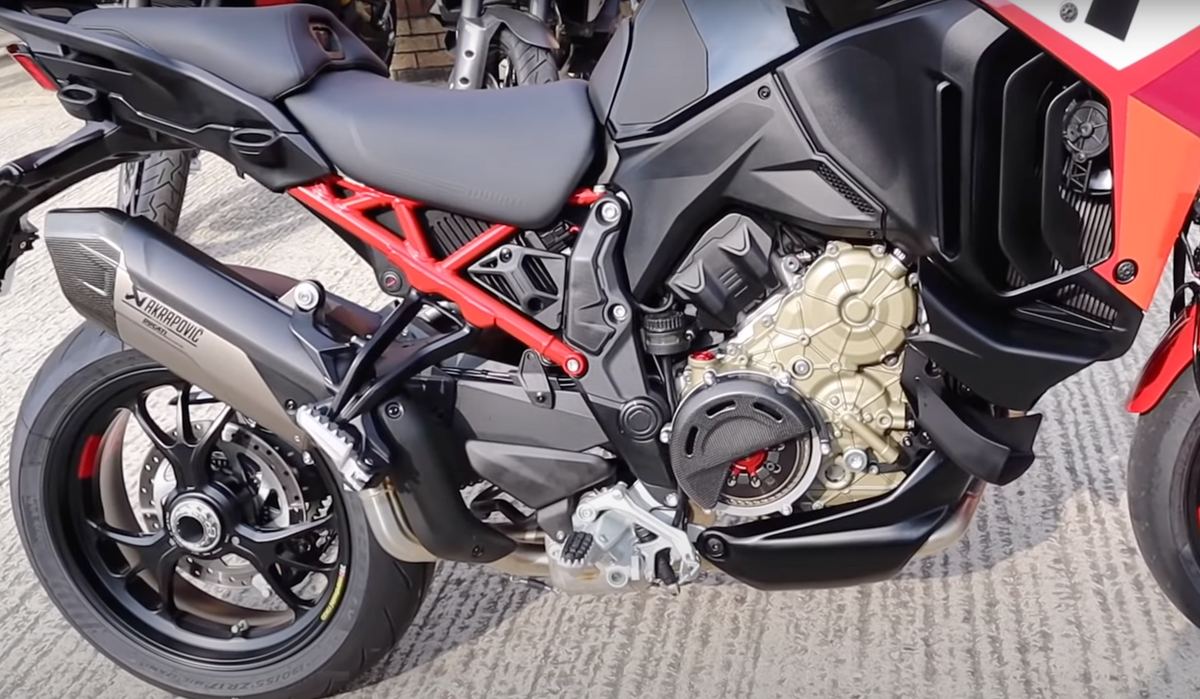 In stock in Italy: DUCATI MultiStrada V4 / Diavel V4 Dry Slipper Clutch Kit 96080061CA 96080061BA STM SBK Evo (Genuine Ducati Performance)