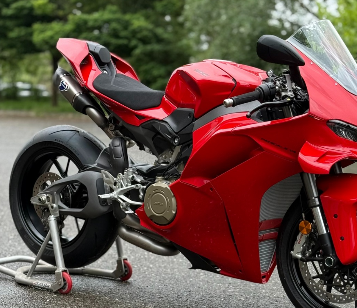 イタリア在庫あり DUCATI 2025 StreetFighterV4 コンプリートエキゾーストユニット D24209400ITC Termignoni D242094