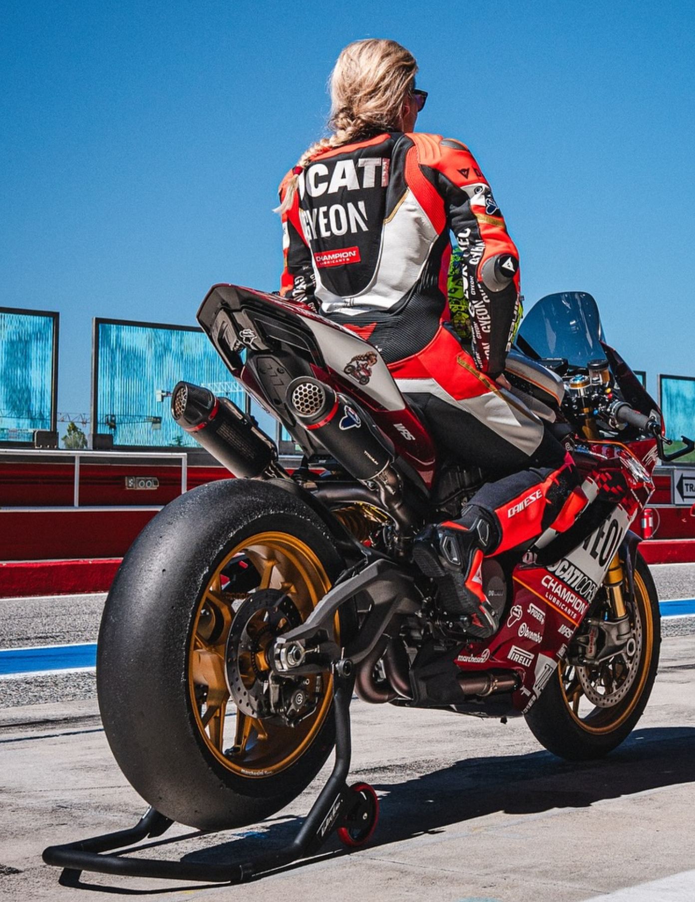 Genuine DUCATI Panigale V2 Wet Clutch Disc 19020591A -2025 Desert X Monster SP Scrambler