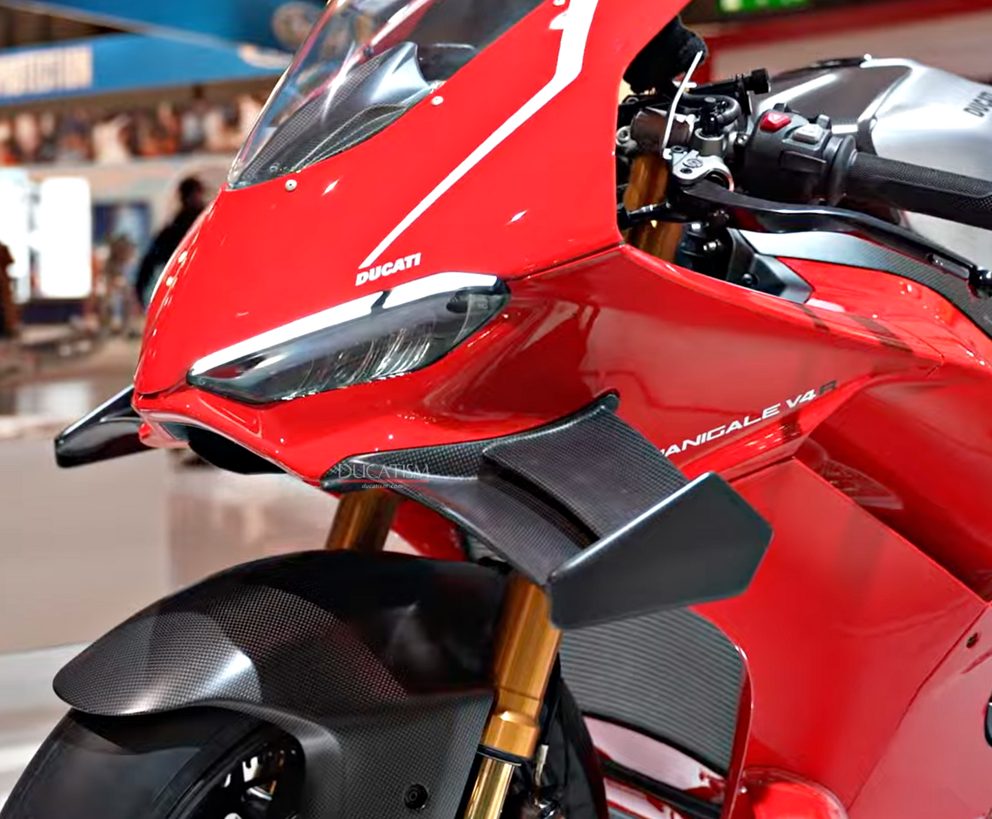 DUCATI 2025-2026 Panigale V4 カーボン製インストルメントパネルカバー 96981981AA ドゥカティ DP純正