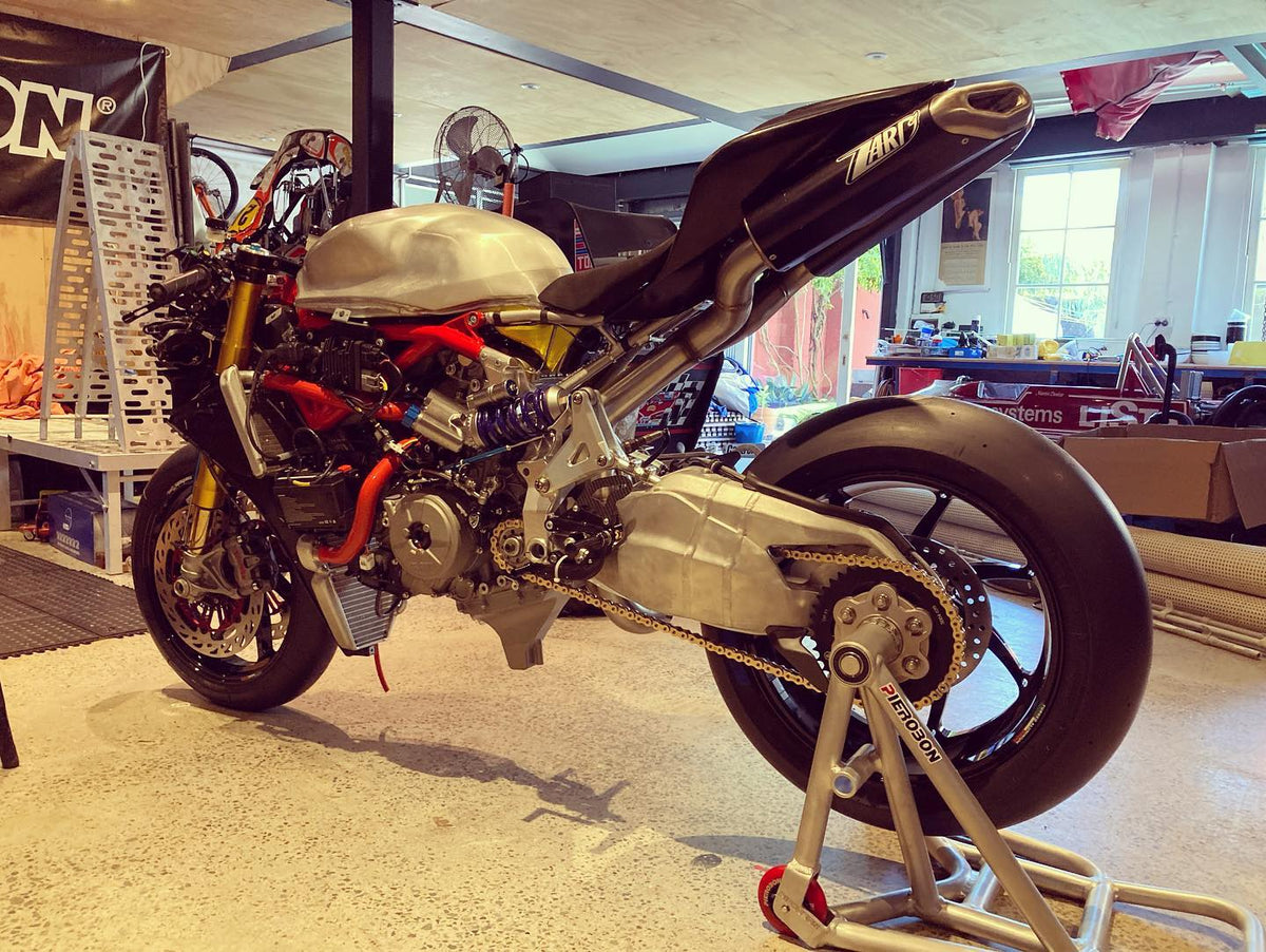 Pierobon DUCATI Panigale V4/1299/1199/1198/1098 アルミ製 リア レーシング スタンド ドカティ パニガーレ E06200A3002A メンテナンス