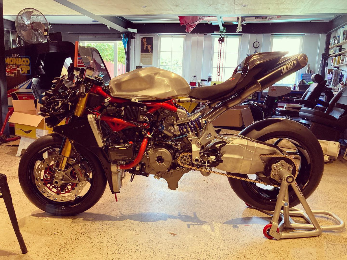 Pierobon DUCATI Panigale V4/1299/1199/1198/1098 アルミ製 リア レーシング スタンド ドカティ パニガーレ E06200A3002A メンテナンス