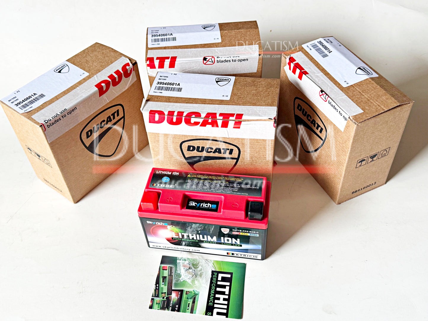 あすつく DUCATI 純正 PanigaleV4 リチウム イオン バッテリー 39540601A Skyrich スカイリッチ LiFePo4 12V 48Wh HJT7B-FPZ-SCR-C ドゥカティ正規品