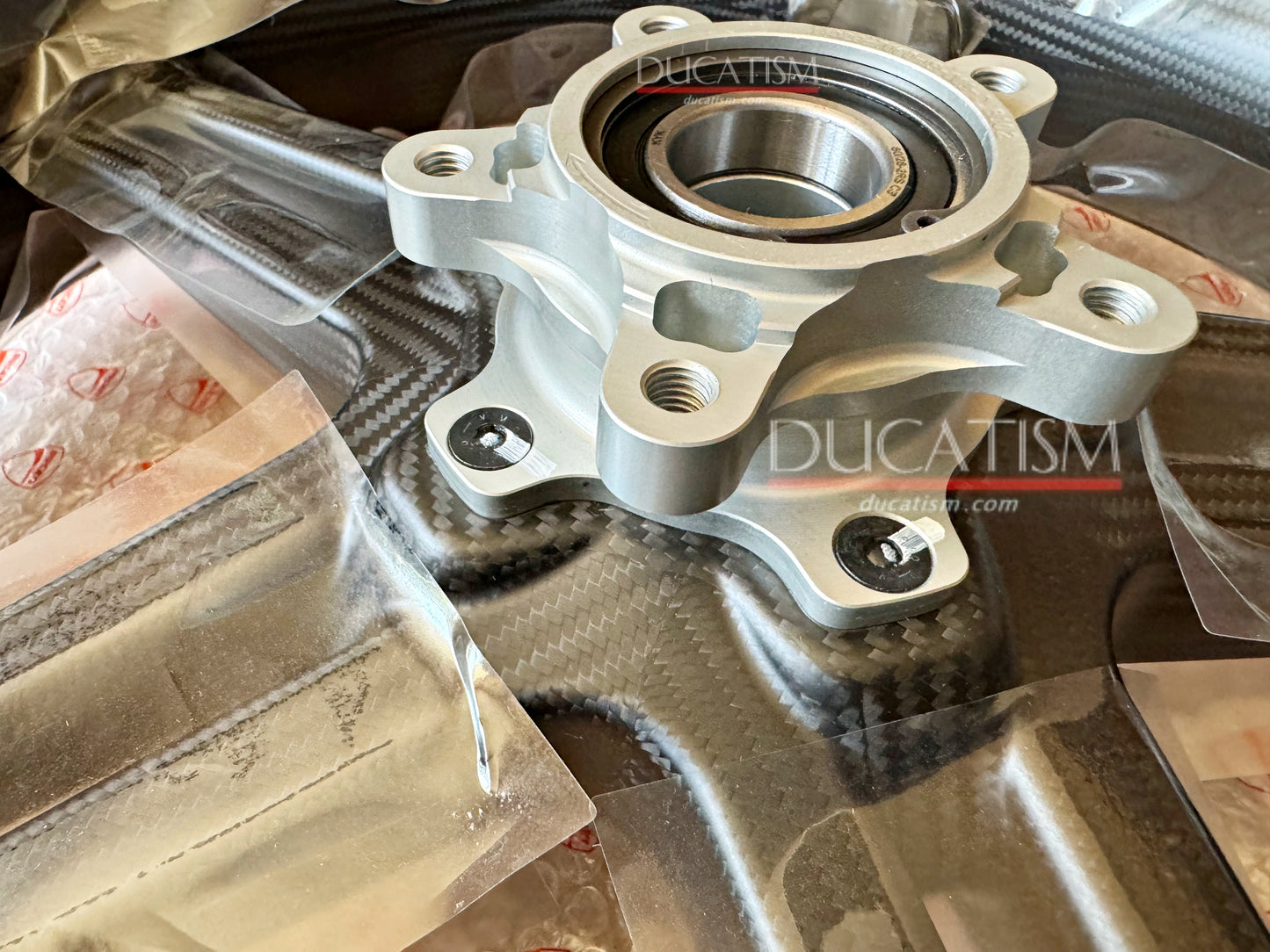 DUCATI PanigaleV4SP2 SP Superleggera 純正 カーボン フロントホイール V4/V4S/V4R パニガーレ StreetFighterV4 501P2053BA