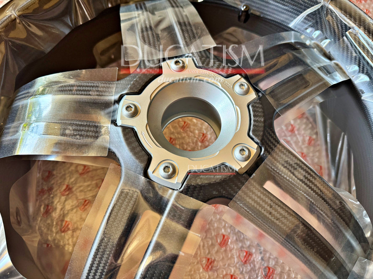 DUCATI PanigaleV4SP2 SP Superleggera Genuine Carbon Rear Wheel Made in Italy V4/V4S/V4R Panigale StreetFighterV4 502P2301AA