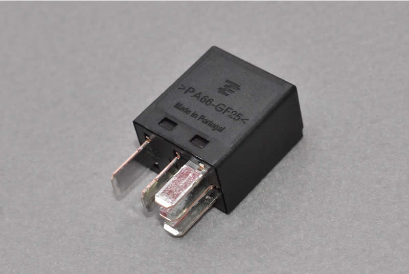 DUCATI Genuine Relay 54140181A for 748/916/996/998/749/999/MonsterS4R S2R M900ie/SS900