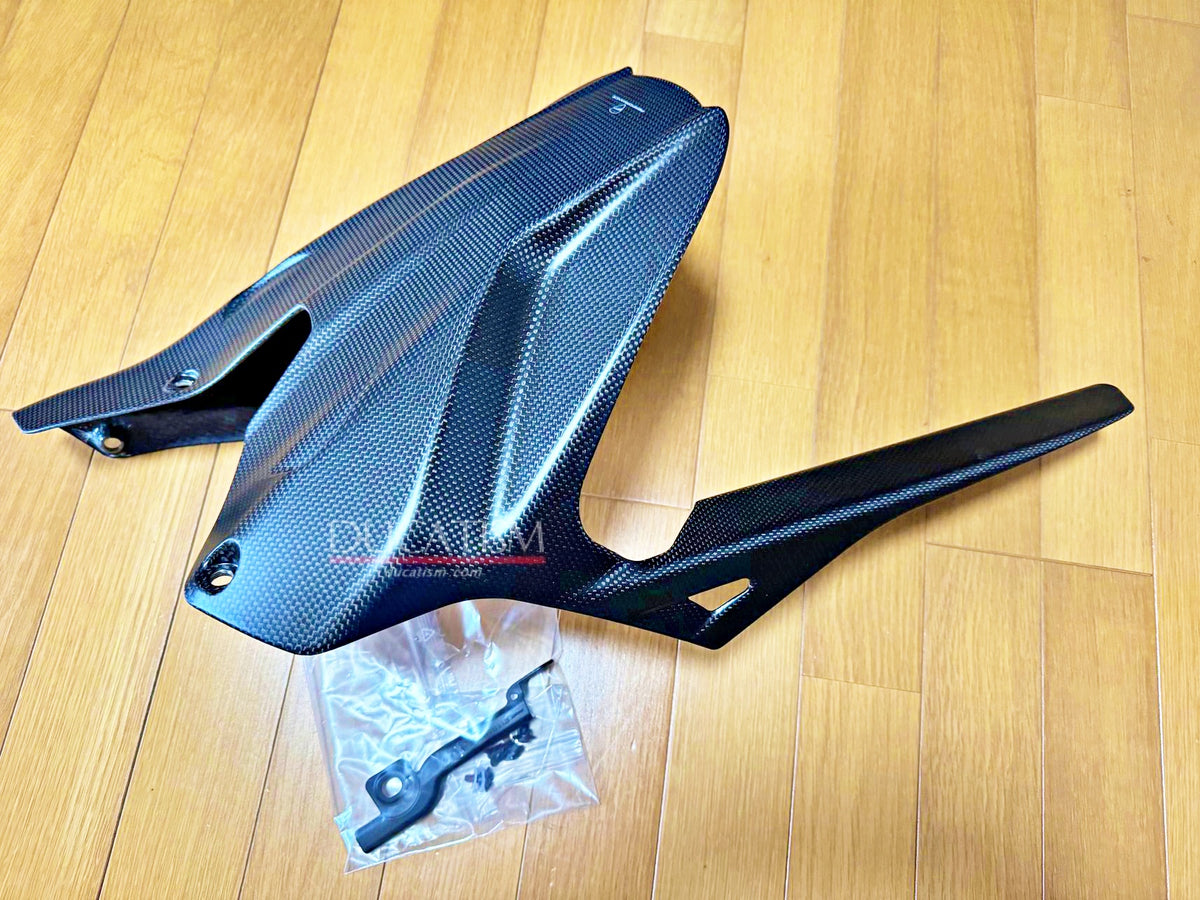 DUCATI Diavel V4 カーボン製リアマッドガード 96981581AA ドゥカティ ディアベルV4 リアフェンダー