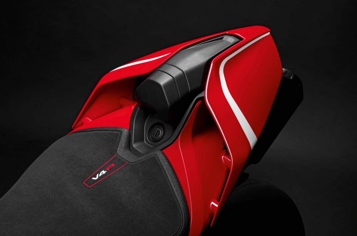 DUCATI 2025-2026 Panigale V4 V4R シングルシートクッション用スペーサー 97181471AA DP純正