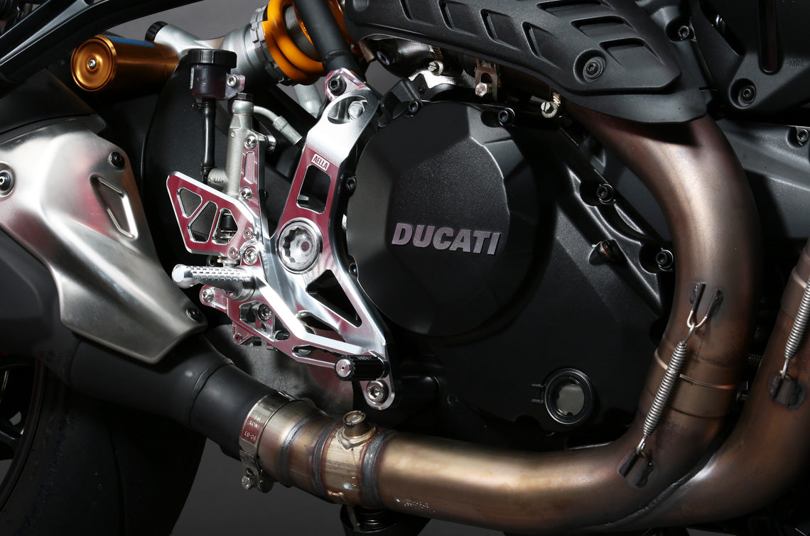 Aella AE-10082 DUCATI Monster 1200R Riding Step Kit Footpeg kit