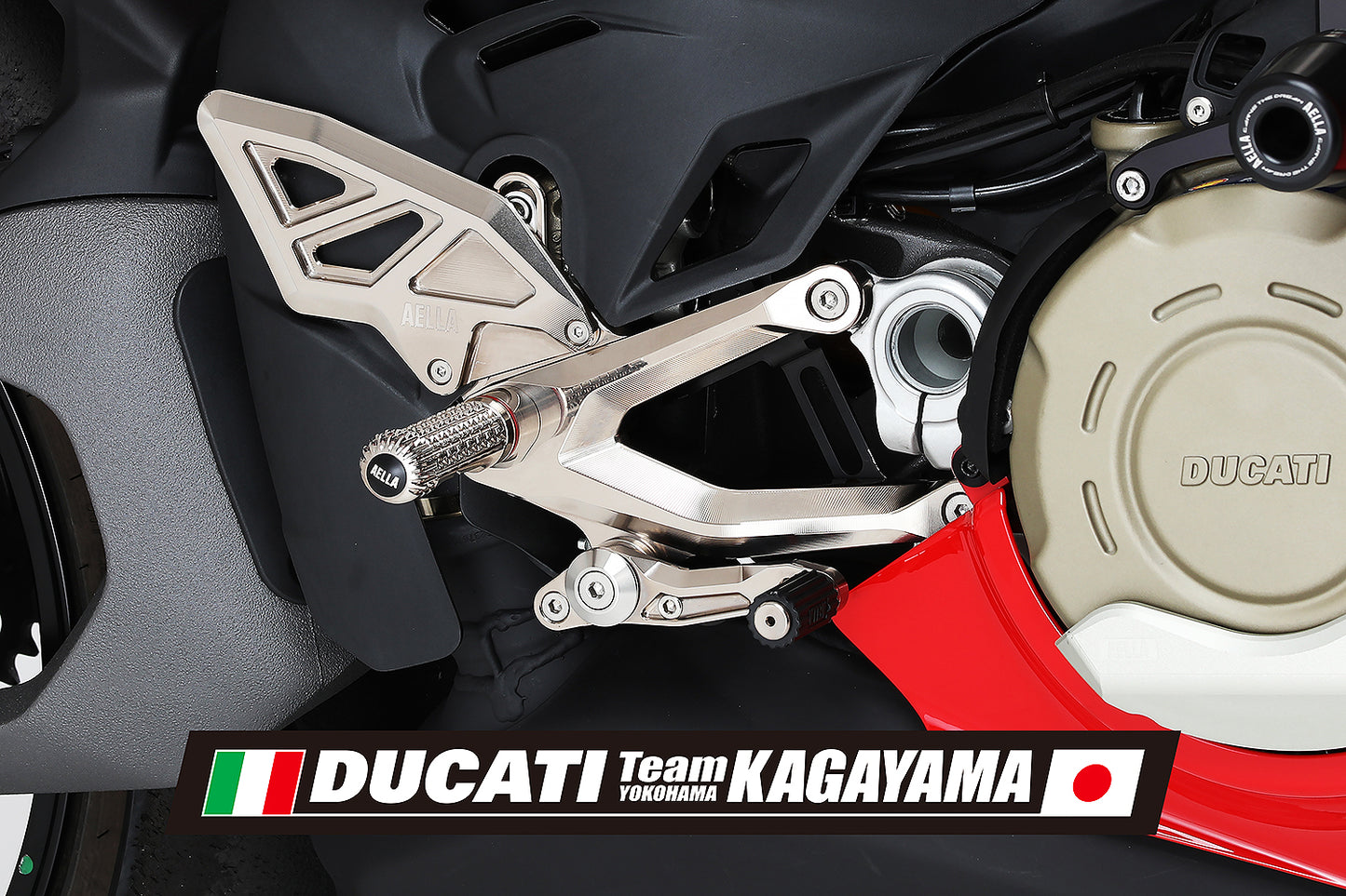 AELLA AE-10109-SP- PO WT BK Ni DUCATI PanigaleV4 2025 7G ライディングステップキット Team KAGAYAMA