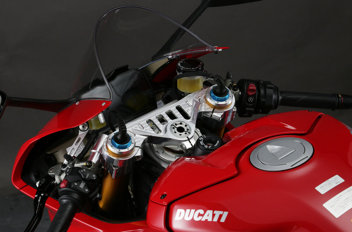 AELLA AE-27043 DUCATI PanigaleV4 セパレートハンドル パニガーレV4 ドゥカティ