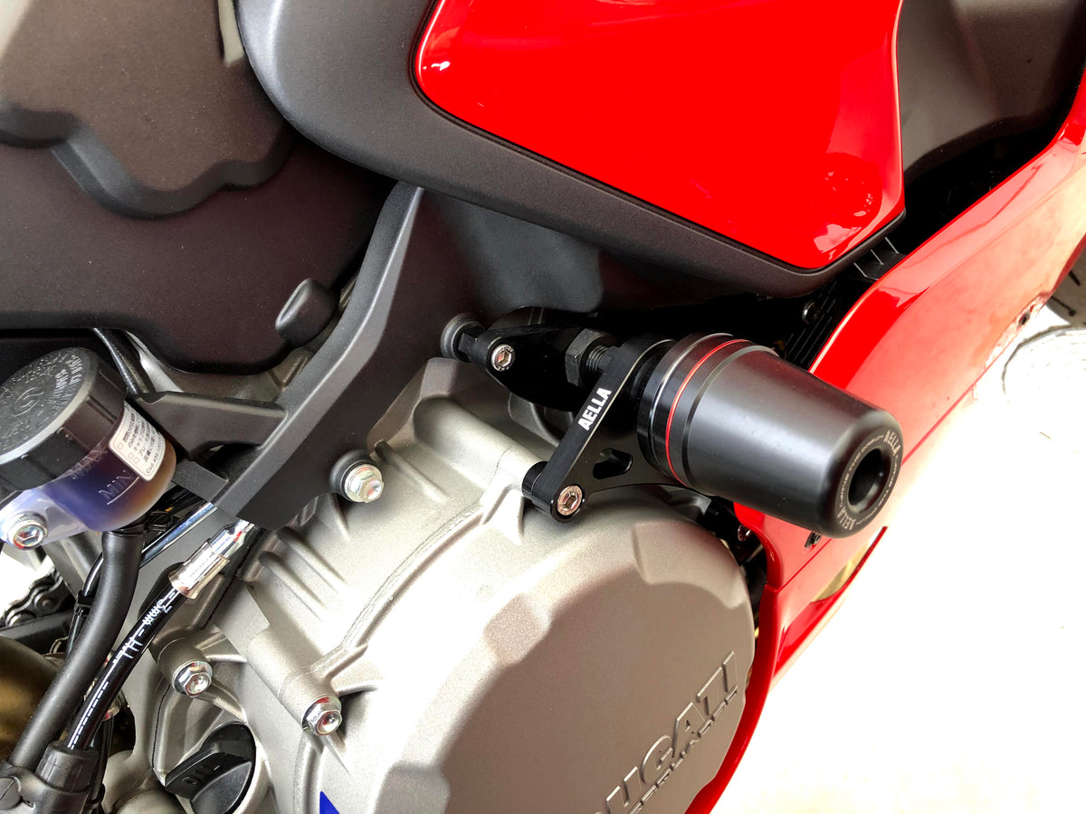 アエラ AE-68131 エンジンスライダー PanigaleV2 / -2022 ストリートファイターV2 DUCATI -2022 StreetFighterV2 ドゥカティ AELLA
