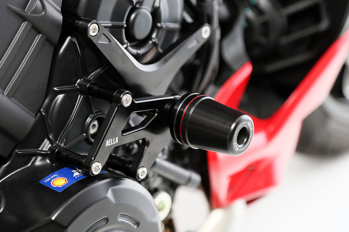 AELLA AE-68154 Engine Slider Diavel V4 DUCATI