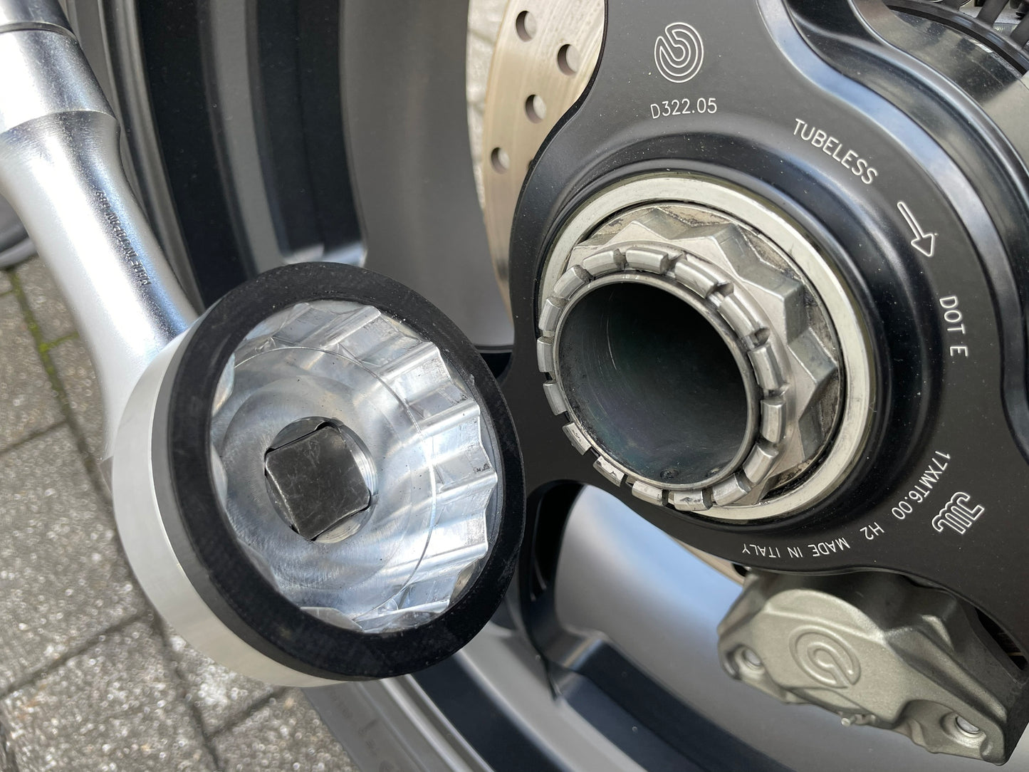 AELLA AE-76995 DUCATI Panigale 55mm Aluminum Protection Socket 19mmSQ Machined Panigale V4/1299/1199/959/899