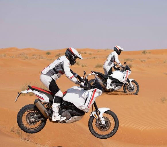 DUCATI DesertX ラリーシート デザートX ドゥカティ 純正 96881131CA 96881131BA DUCATI Performance