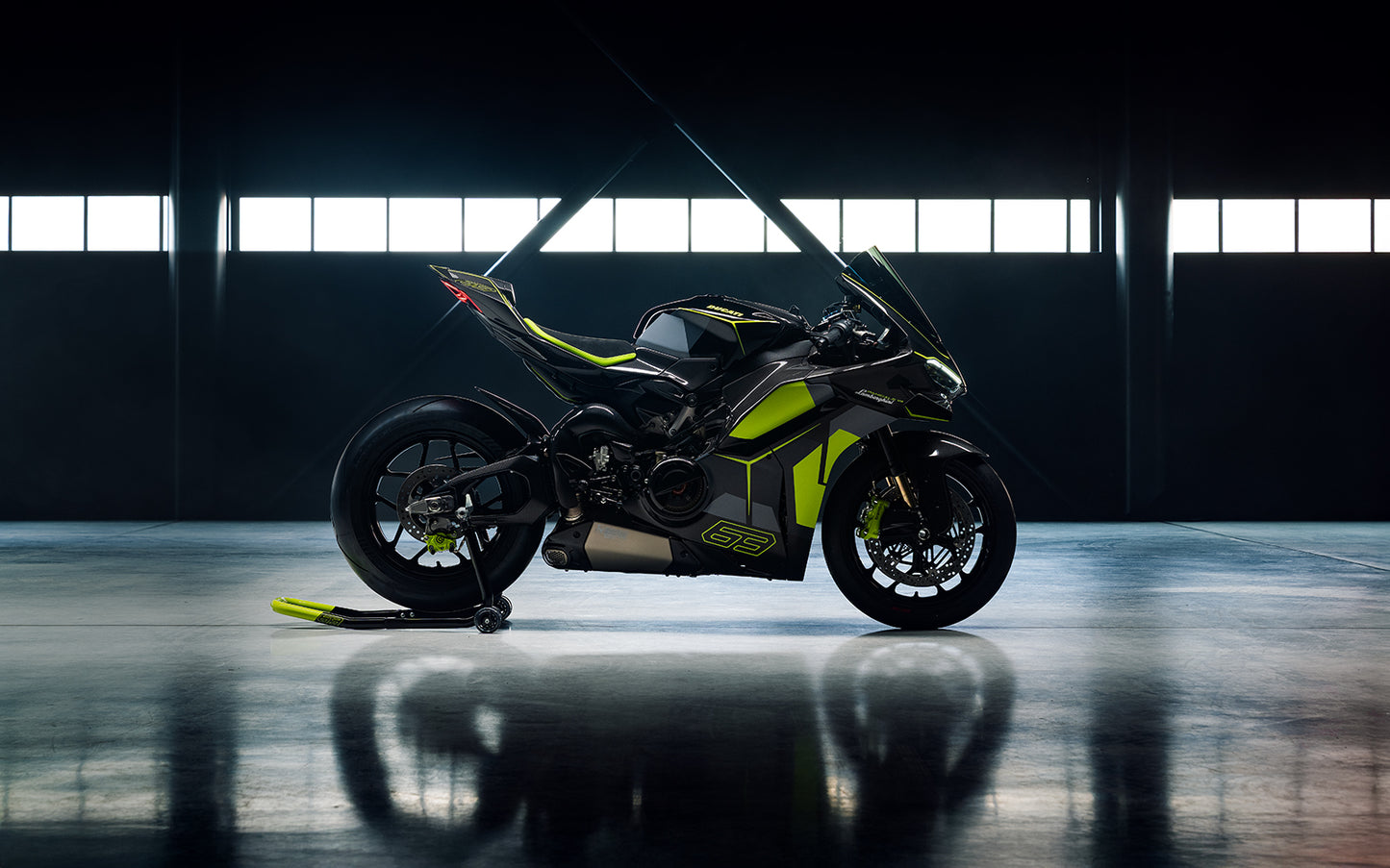 2025 DUCATI パニガーレ V4 サイレンサー アクラポヴィッチ PanigaleV4 2025 StreetFighterV4 Akrapovic 96482331AA Euro5+ 承認 ドゥカティ純正