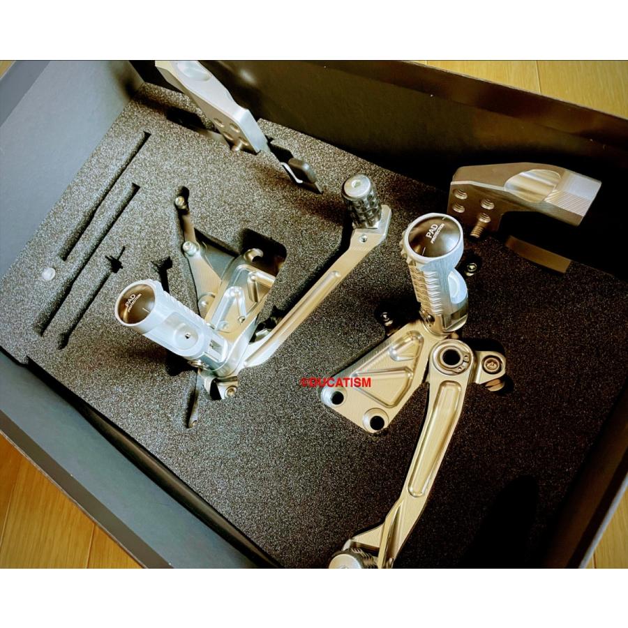 イタリア在庫あり DUCATI パニガーレV4 アジャスタブル ステップkit 96280481B PanigaleV4 フットペグキット DP純正