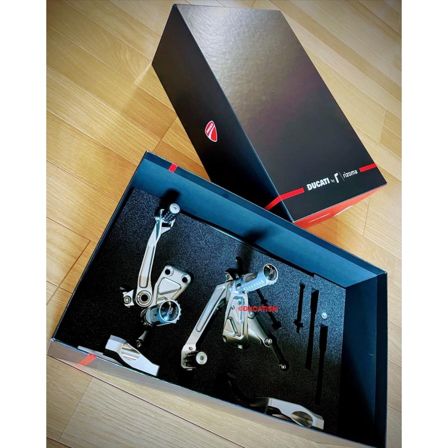 DUCATI Panigale V4R ステップ用パーツset 96280601AA 2019-2023 パニガーレV4R RIZOMA DUCATIパフォーマンス正規純正品