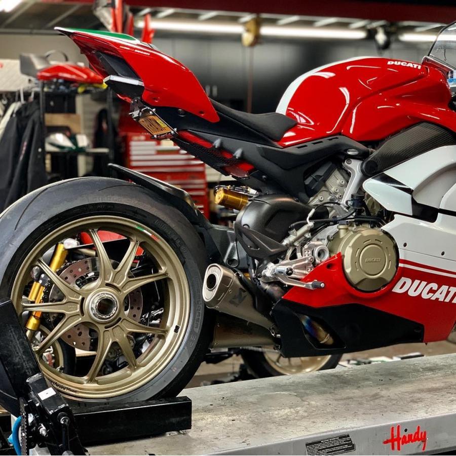Stock Italy DUCATI Panigale V4 2022-2023 Full Exhaust Akrapovic PanigaleV4 AKRAPOVIC 96482081A Ducati Performance Genuine Product