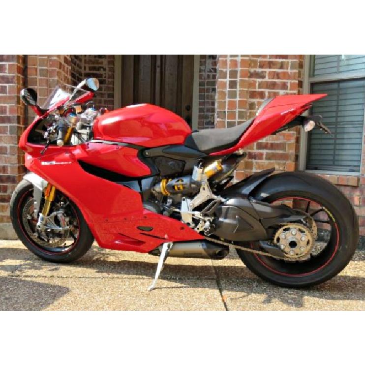 DUCATI パニガーレ V2 1299 1199 カーボン製スイングアームカバー+チェーンガードset ドゥカティ DP 純正 Panigale V2 96900212A