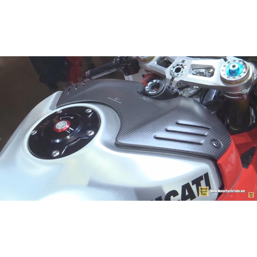 DUCATI Panigale V4/1299/1199 Billet Filler Plug Ducati Genuine Panigale StreetFighterV4 Rizoma Tank Cap 97780051BA Black