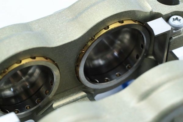 brembo GP4-RR 2020 radial monoblock CNC caliper left and right set hard anodized 108mm Brembo Racing XB9L2A1