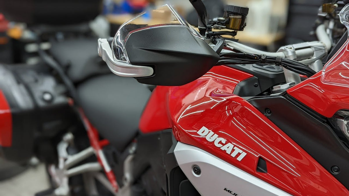 DUCATI 純正 DesertX MultiStrada V4 ハンドガード 96280671AA デザートX ムルティストラーダ ドゥカティ DP純正