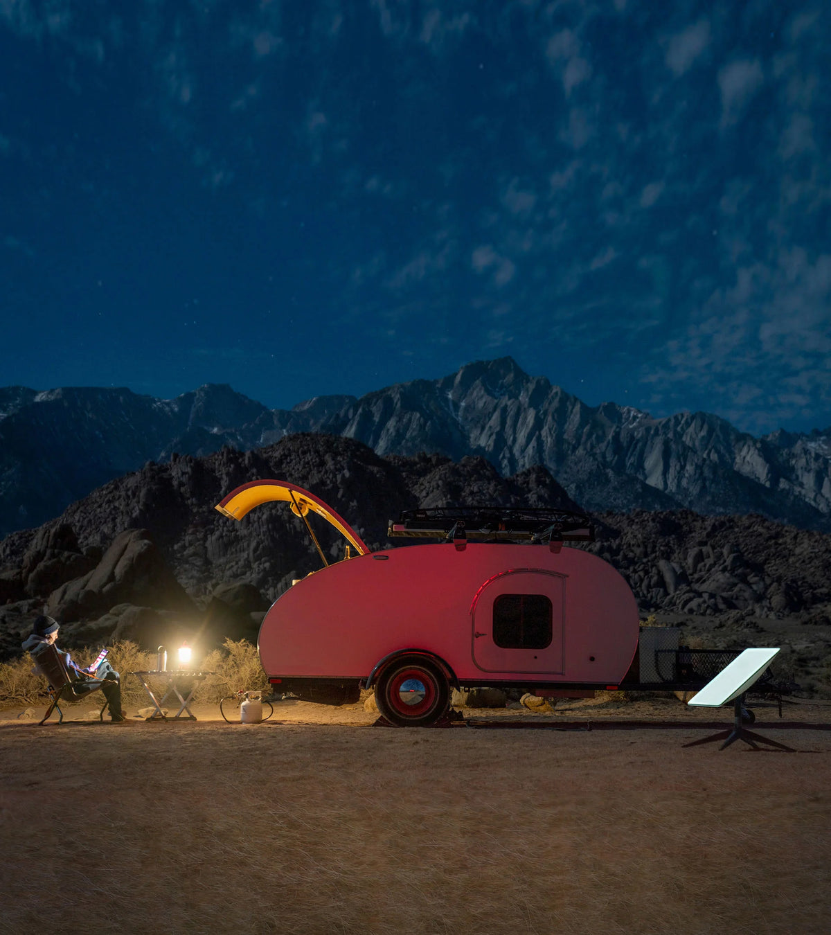 Starlink Starlink Satellite Internet Communications Full set of antennas, base, cables, and Wi-Fi router ready to use