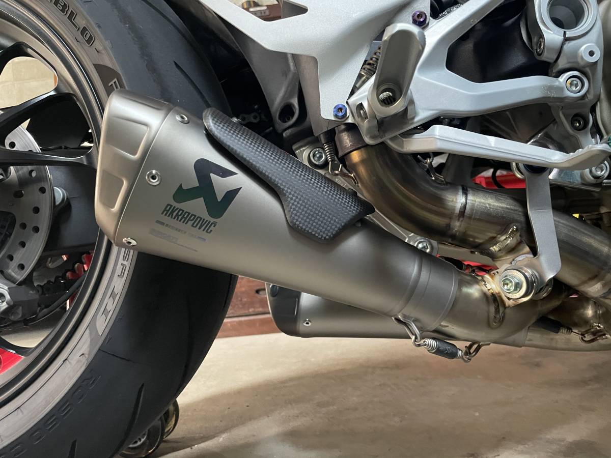 DUCATI StreetFighterV4 サイレンサー 96481661AA ドゥカティ ストリートファイターV4S Akrapovic DP純正 アクラポ