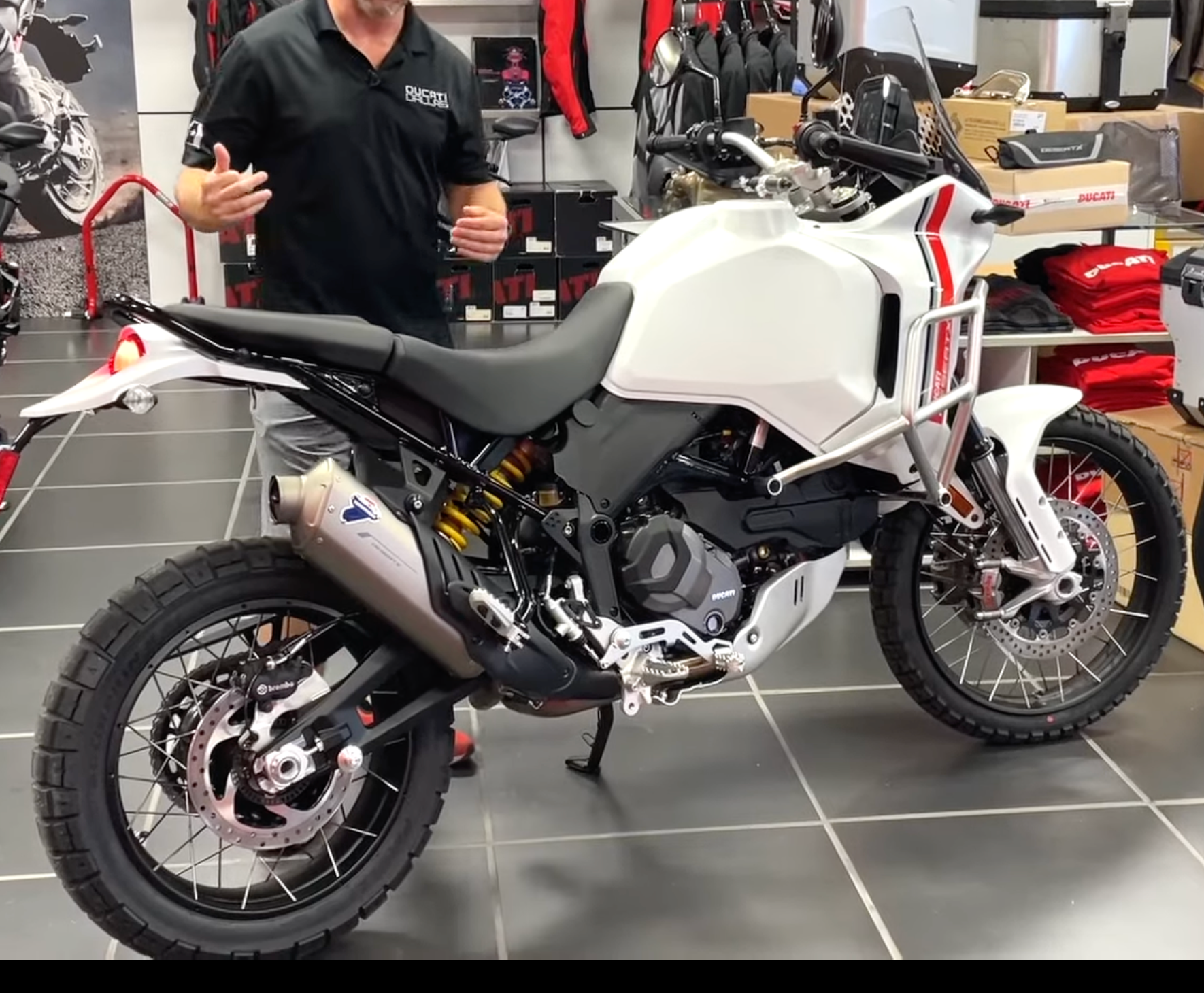 DUCATI DesertX レーシング サイレンサー 96482052AA テルミニョーニ DUCATI DesertX レーシング サイレンサー 96482052AA テルミニョーニ