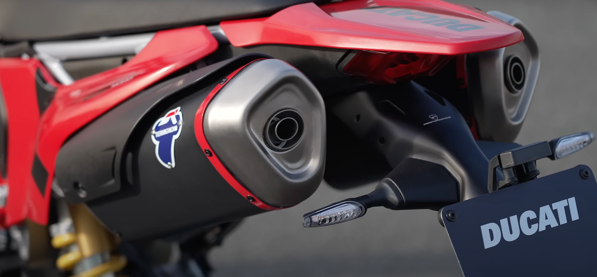 テルミニョーニ DUCATI HyperMotard698 MONO 2024 ハイパー テルミニョーニ DUCATI HyperMotard698 MONO 2024 ハイパー