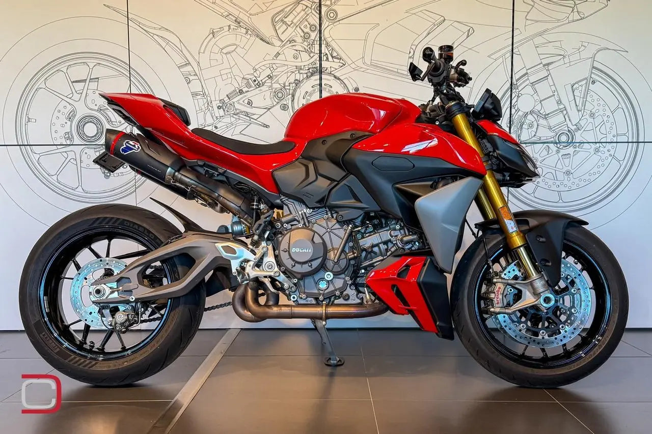 DUCATI 2025-2026 Panigale V2 Carbon Fiber Heel Guards 96982091AA StreetFighter V2 Genuine Ducati DP