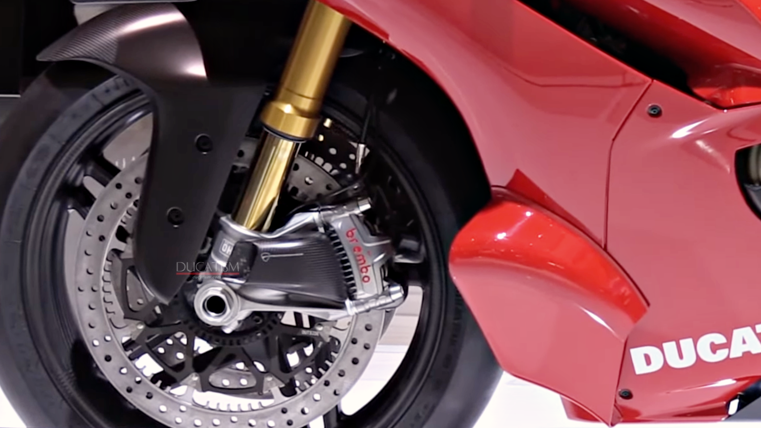 Ducati パニガーレV2 V4純正フロントフェンダー 美品！ドゥカティ☆パニガーレV2 V4 V4S フロントフェンダー☆純正