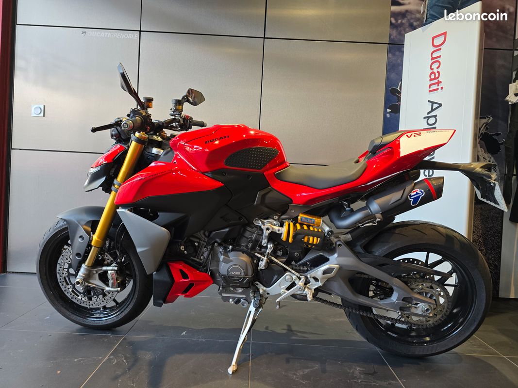 DUCATI 2025-2026 Panigale V2 カーボン製ヒールガード 96982091AA