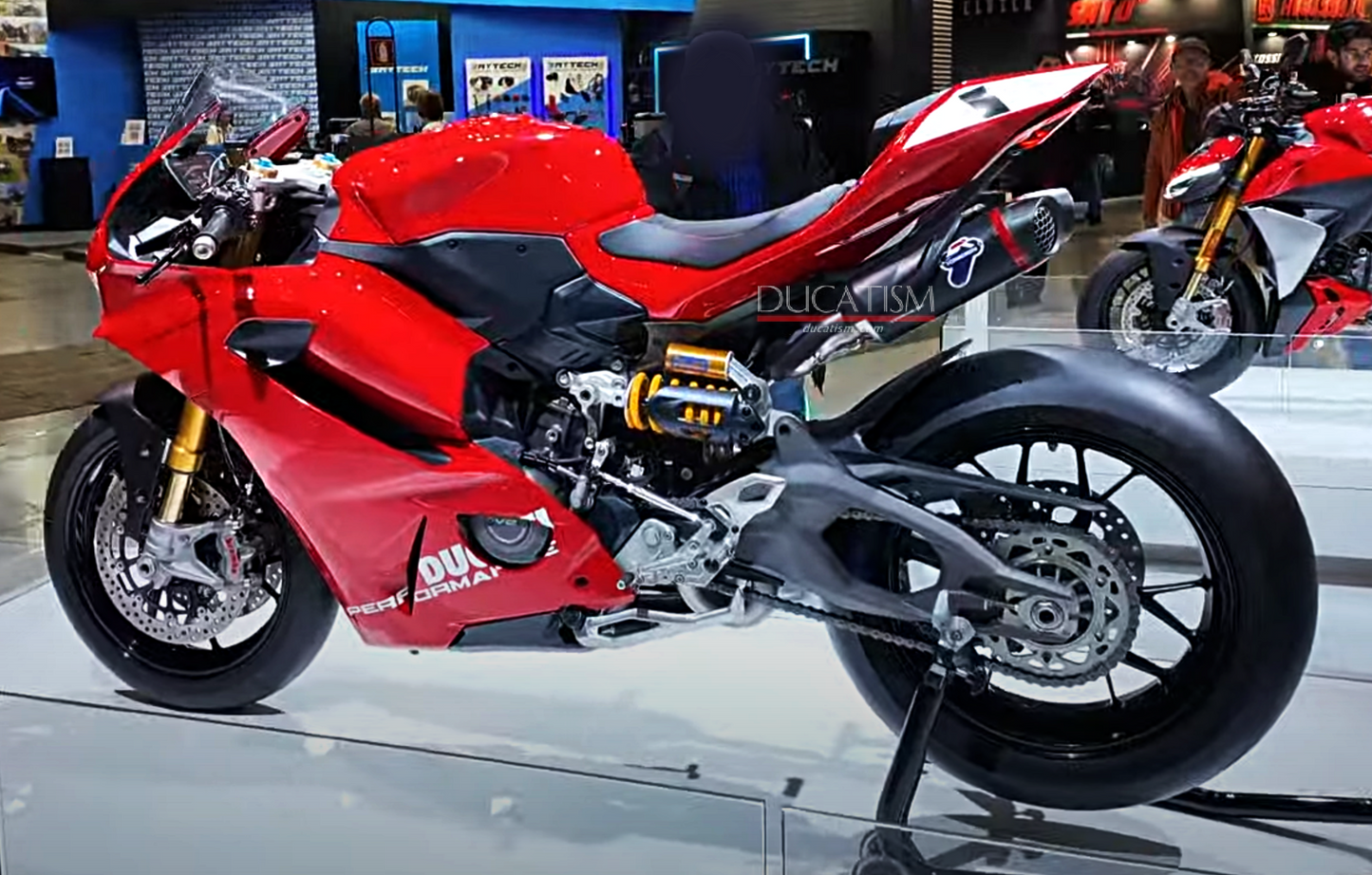 DUCATI 2025 Panigale V2 Ducati Performance Complete Fairing 97181531AA Genuine Ducati