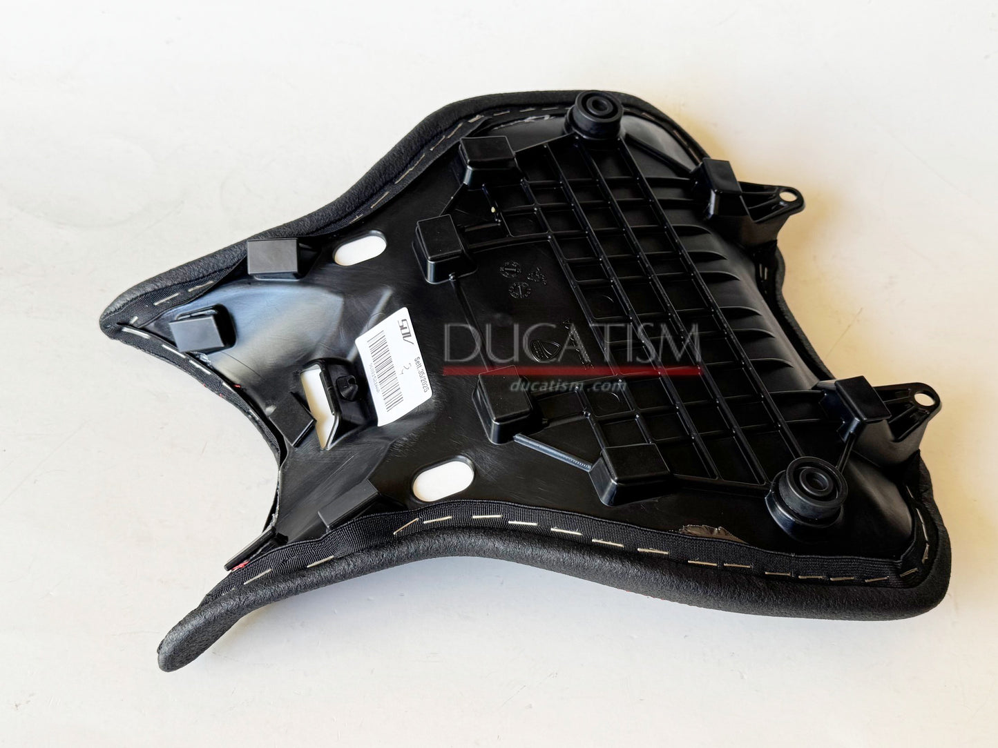 In stock DUCATI 2025 Panigale V2 Sport Seat 96881521AA Genuine DP Seat for Ducati 2025 StreetFighter V2