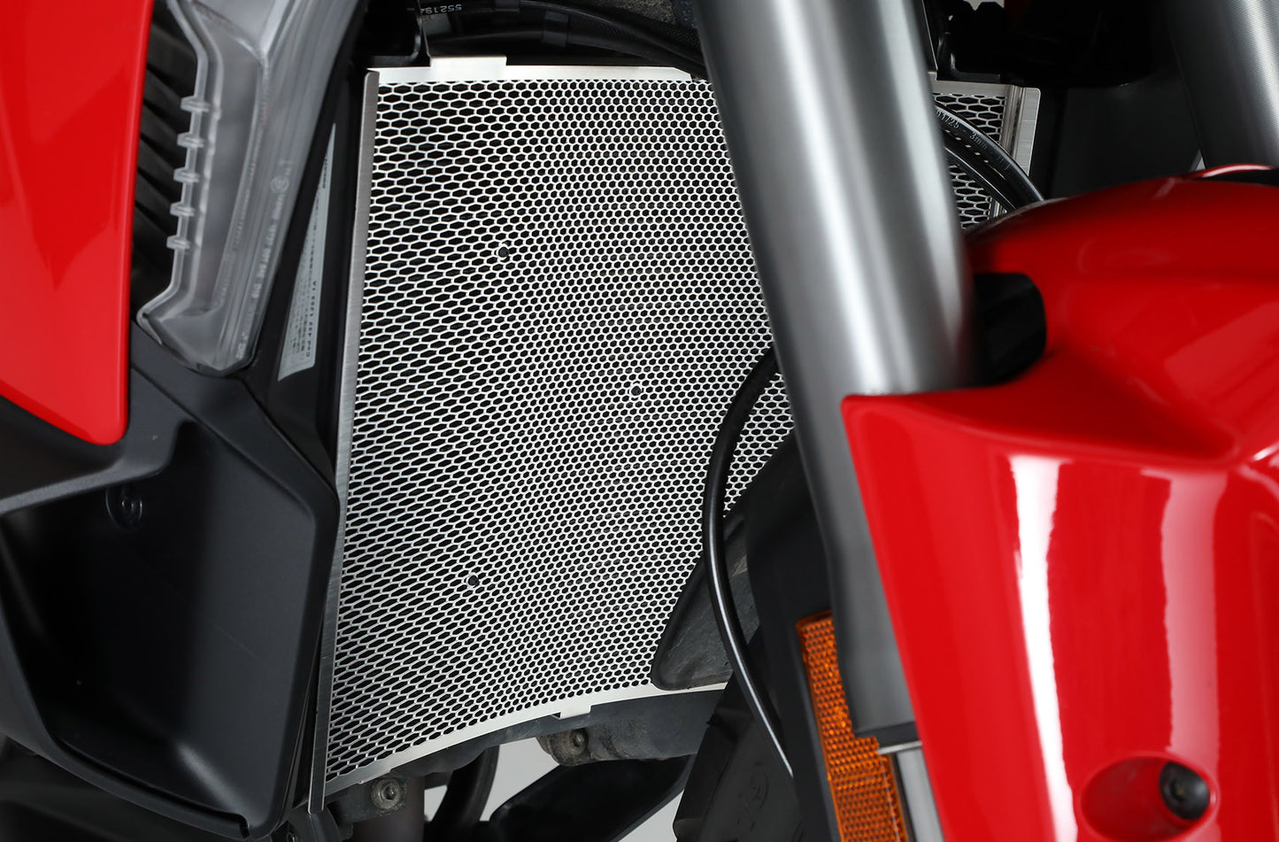 AELLA AE-57059 Radiator Protector for DUCATI Panigale V2S (late model 2025) with bracket