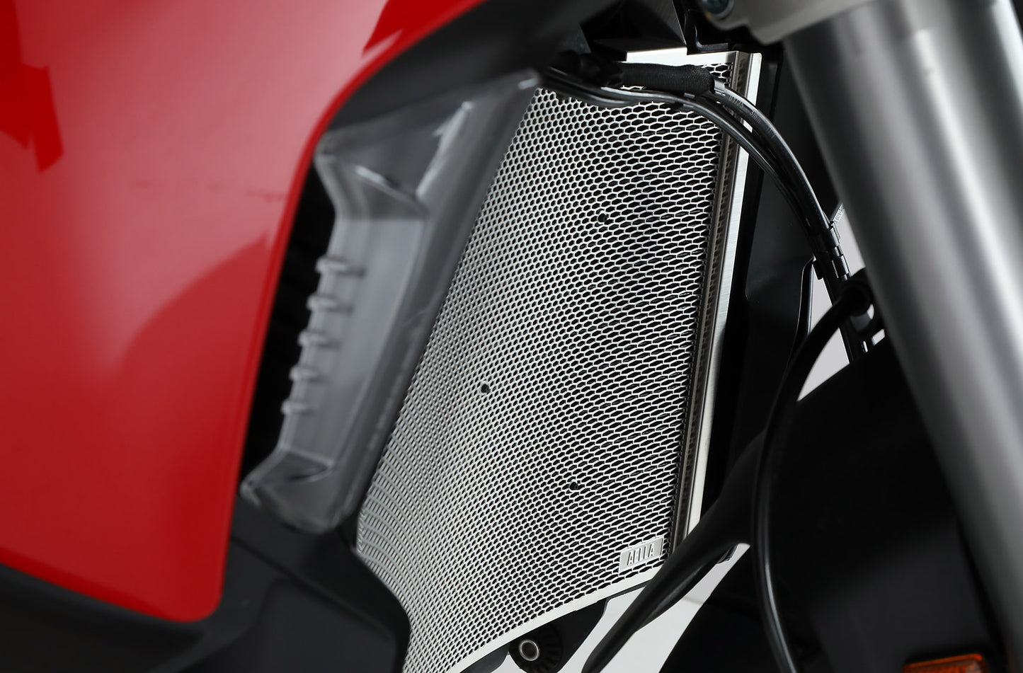 AELLA AE-57059 Radiator Protector for DUCATI Panigale V2S (late model 2025) with bracket