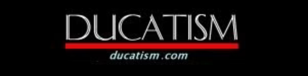 DUCATI PanigaleV4用 2024 塗装済 純正 ロアフェアリング 右 4801C471AA RIGHT LOWER FAIRING RED