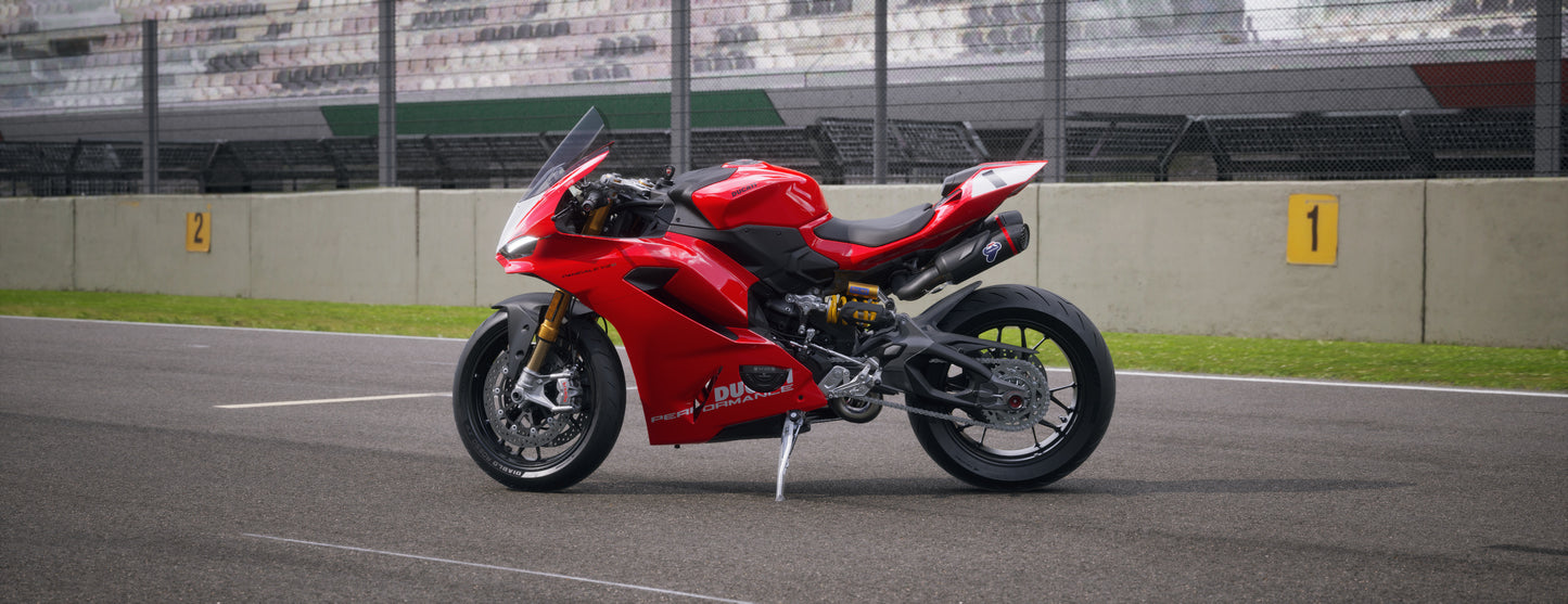DUCATI 2025-2026 Panigale V2 大型ヘッドライトフェアリング 97181411AB 97181411AA DP純正