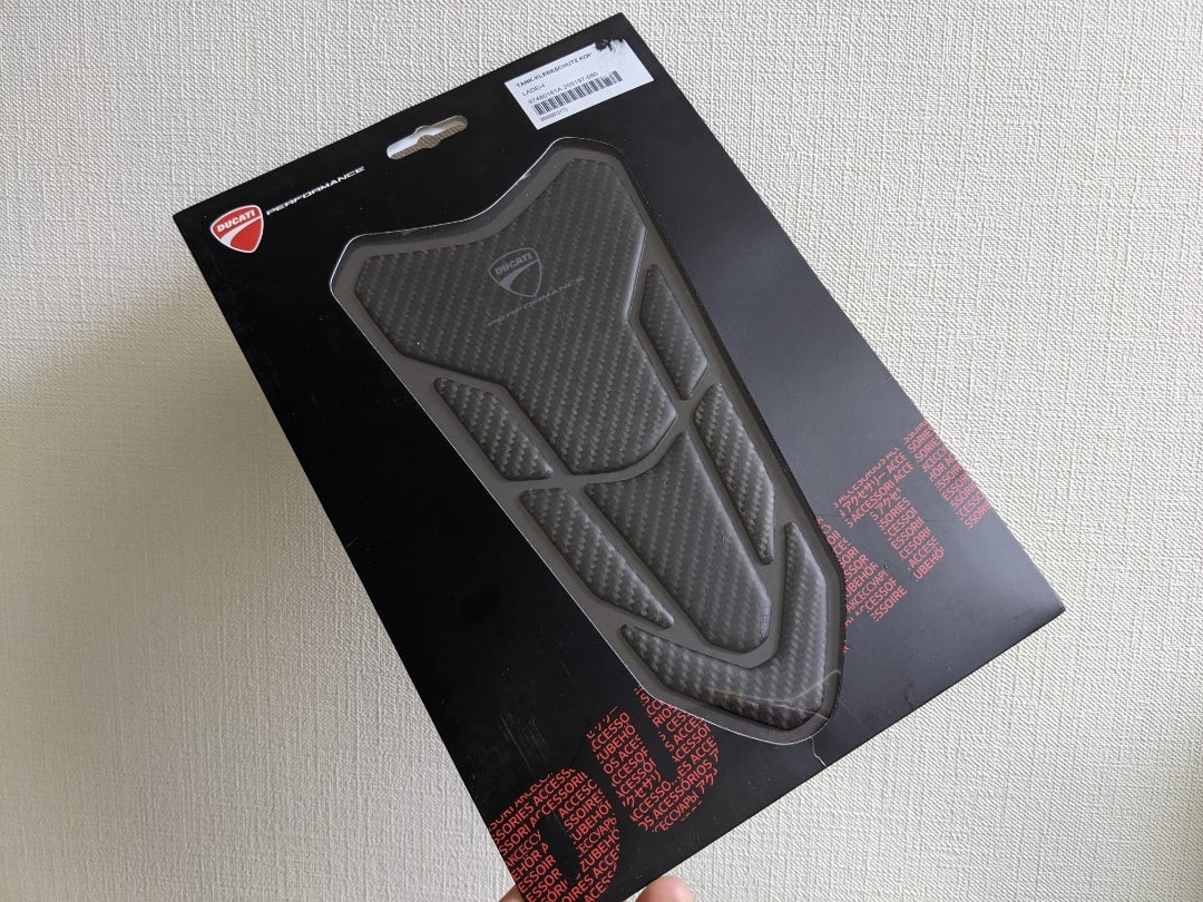 DUCATI パニガーレV4 フューエルタンク カーボン プロテクター ガード