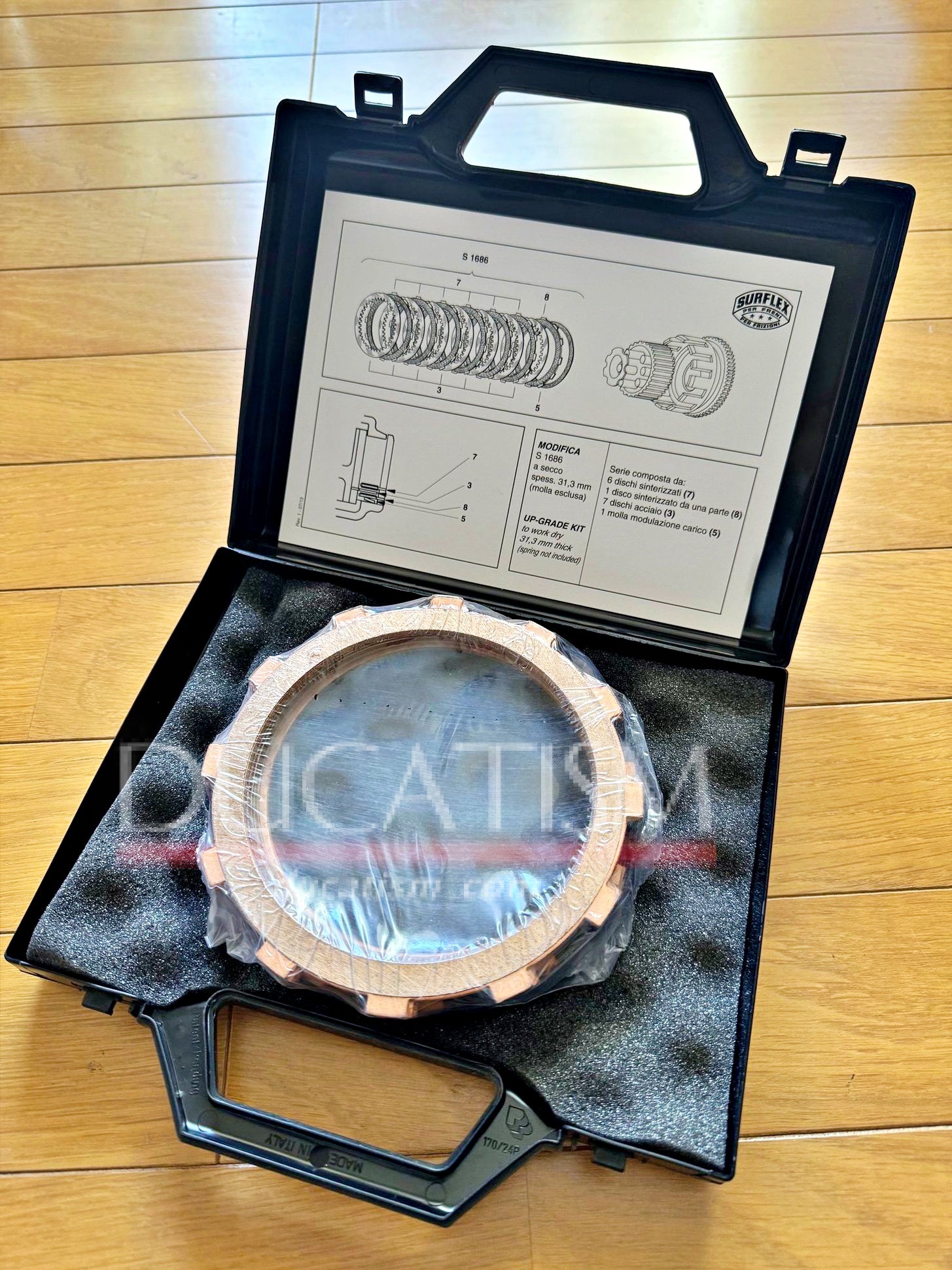 SURFLEX 乾式クラッチディスク 新 S1686 DUCATI 750 F1(2型乾式以降)強化型 /89-90 900SS 旧S144 ...